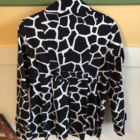 Sandro jacket size small giraffe print lined black - Picture 5 of 7